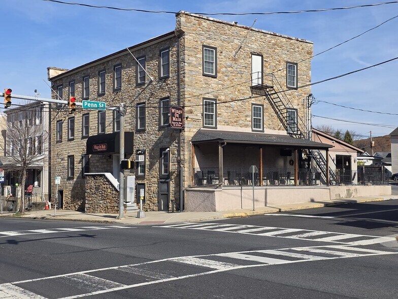 Primary Photo Of 605 Main St, Hellertown Restaurant For Sale