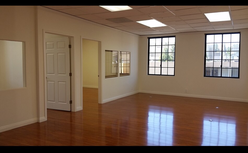 More Photos Of 734 Silver Spur Rd, Rolling Hills Estates Office For Lease