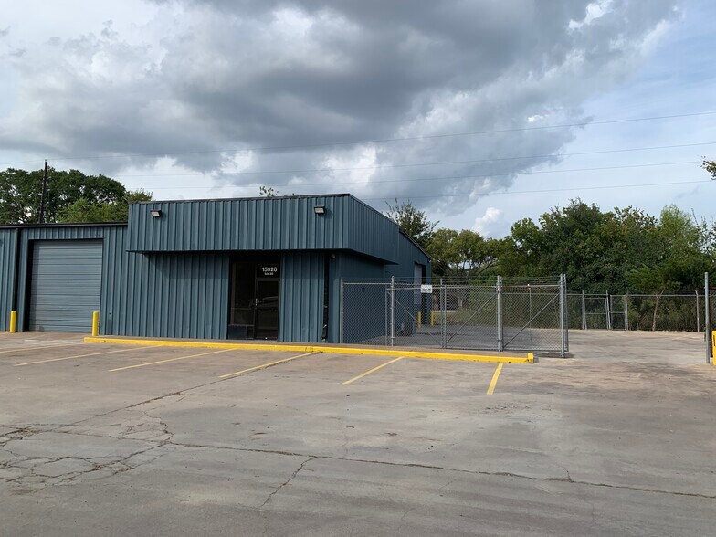 Primary Photo Of 15926 Cypress North Houston Rd, Cypress Industrial For Lease