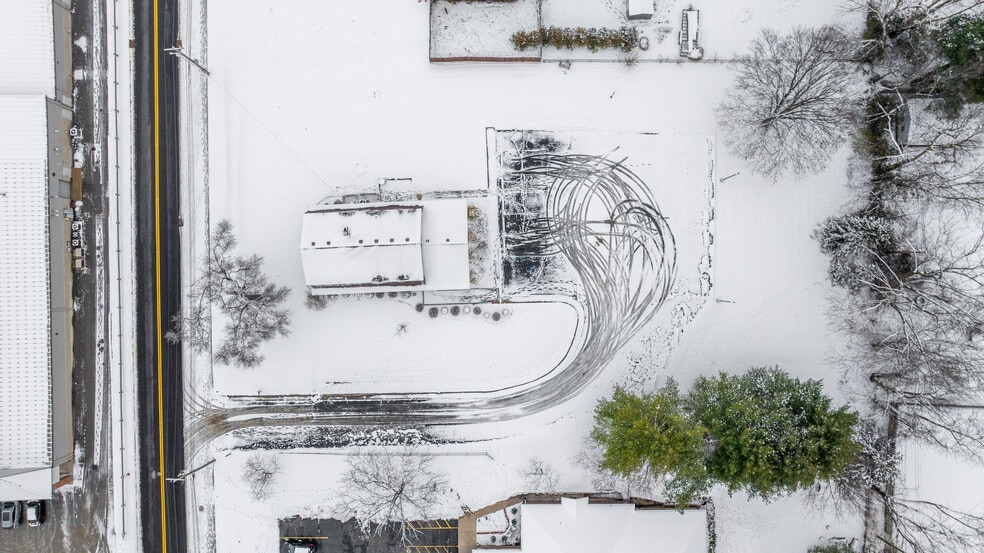 More Photos Of 814 E Washington St, Greencastle Medical For Sale