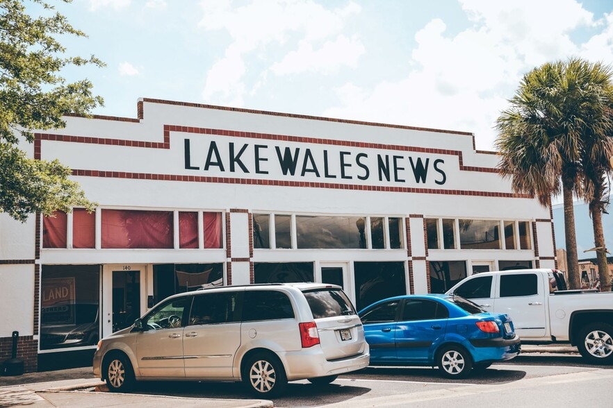 Primary Photo Of 140 E Stuart Ave, Lake Wales General Retail For Lease