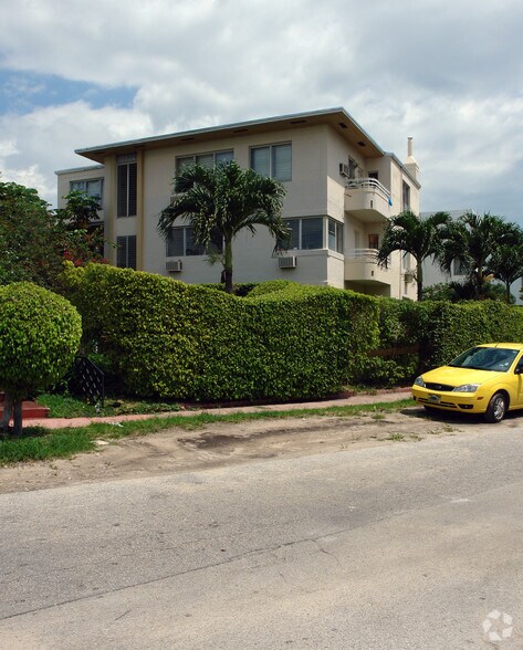 Primary Photo Of 2436 Flamingo Dr, Miami Beach Apartments For Sale