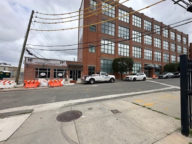 More Photos Of 31 South St, Mount Vernon Light Manufacturing For Lease