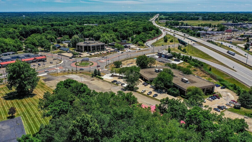 More Photos Of 3476 Massillon Rd, Akron Restaurant For Sale