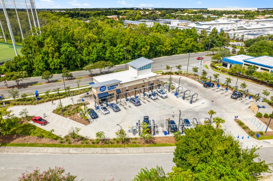 More Photos Of 4865 Tanger Outlet Blvd, North Charleston Carwash For Sale