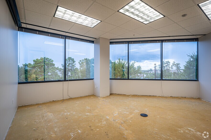 Photo of 4th Floor Ste 465