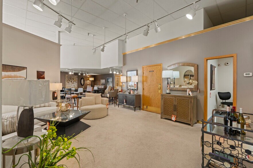 More Photos Of 334 County Road 81, Osseo Storefront Retail Office For Sale
