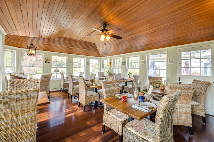 More Photos Of 1861 Main St, Brewster Hospitality For Sale