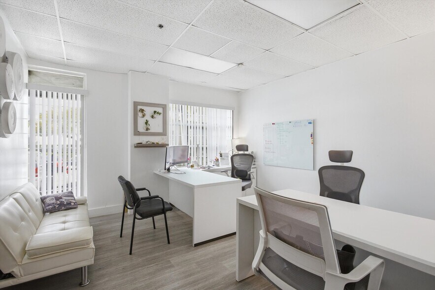 More Photos Of 10880 NW 30th St, Doral Warehouse For Sale