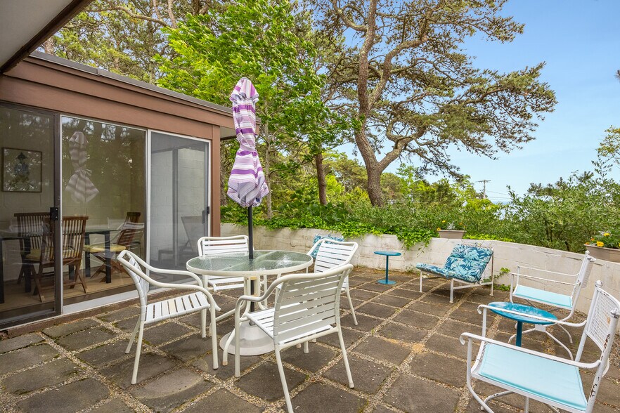 More Photos Of 25 Way 055., Wellfleet Apartments For Sale