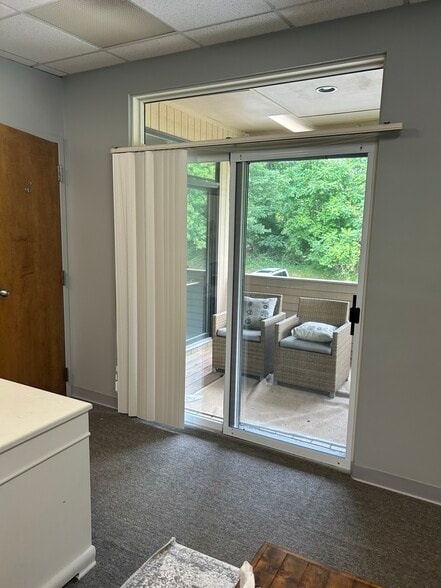 More Photos Of 101 Bradford Rd, Wexford Medical For Lease