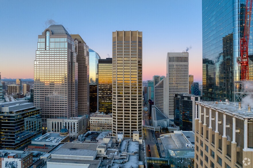 More Photos Of 700 2 St SW, Calgary Office For Lease