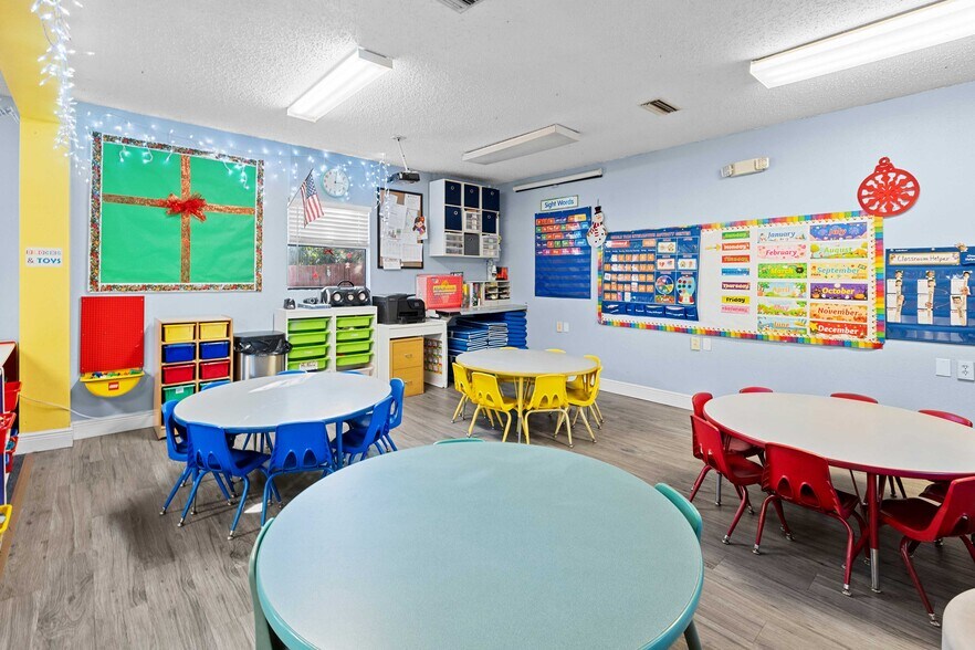 More Photos Of 5301 Memorial Hwy, Tampa Daycare Center For Sale