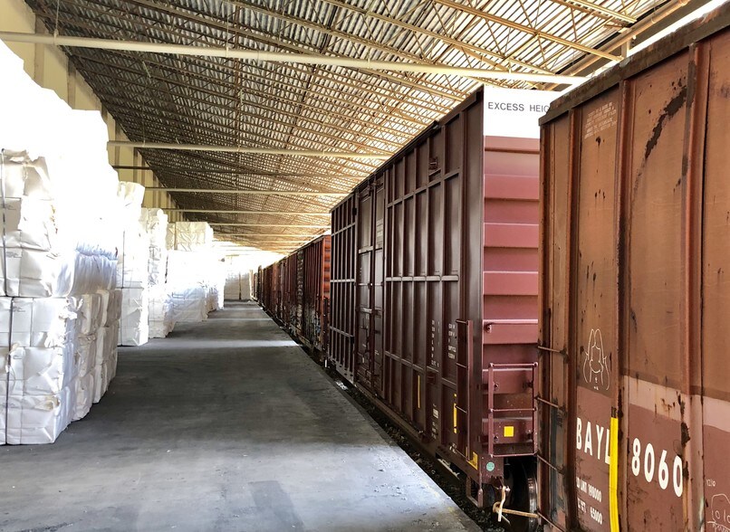 More Photos Of 320 Telfair Rd, Savannah Warehouse For Lease