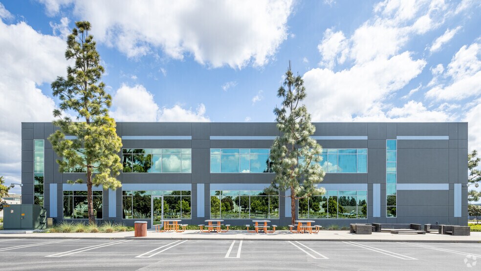 More Photos Of 2642 Michelle Dr, Tustin Office For Lease