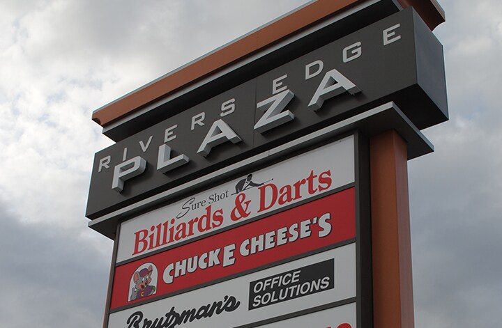 More Photos Of 2600 N Columbia Center Blvd, Richland General Retail For Lease