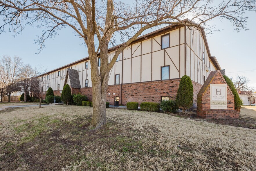 More Photos Of 401 E Avenue A, Hutchinson Apartments For Sale