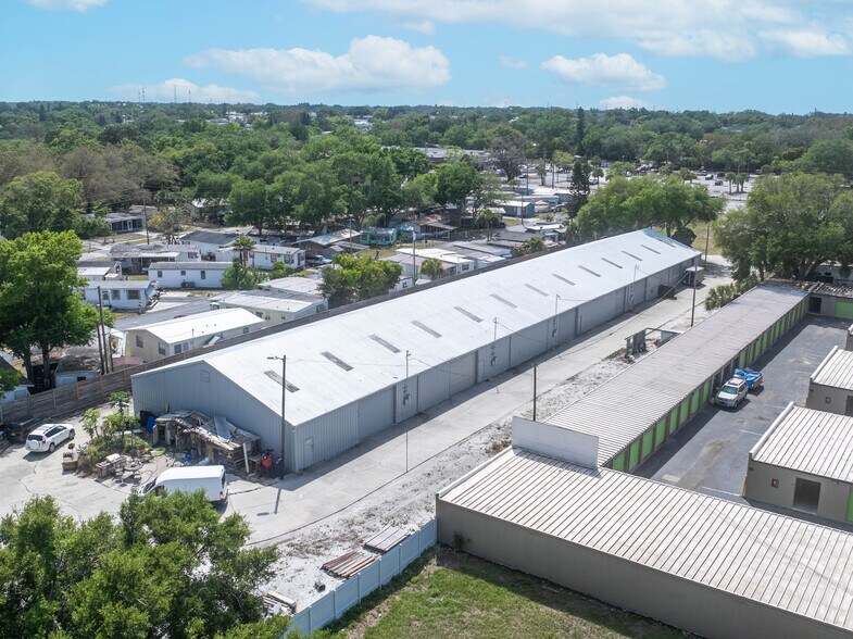 More Photos Of 500 Seminole Blvd, Largo Warehouse For Lease