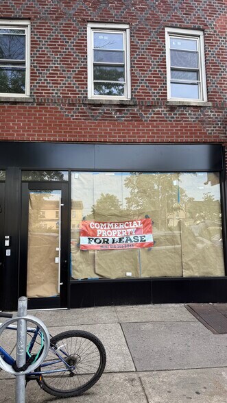 More Photos Of 11462 Merrick Blvd, Jamaica Storefront Retail Residential For Lease
