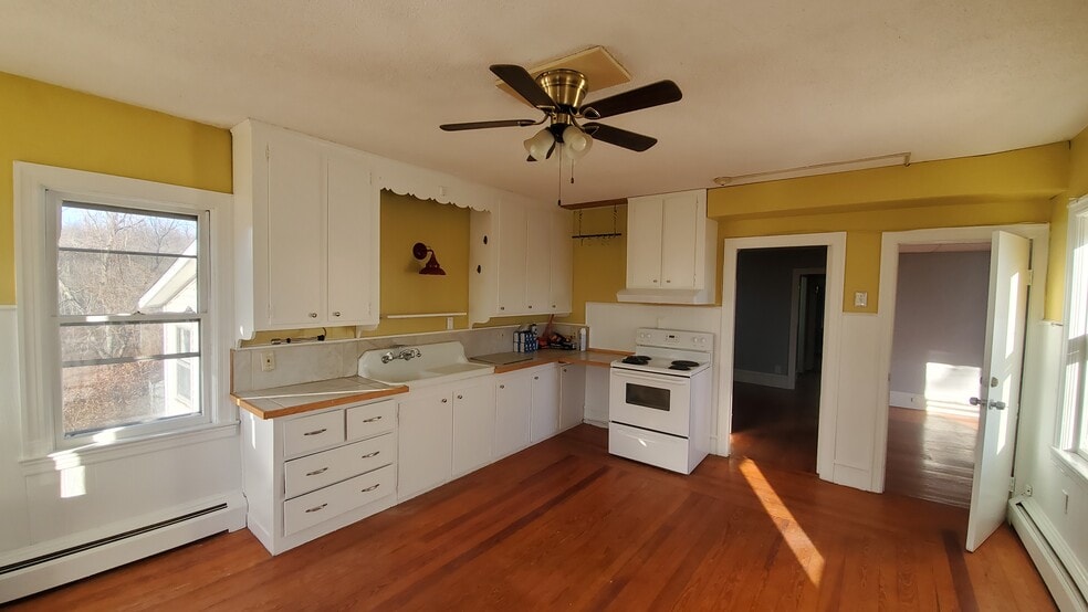 More Photos Of 43 Baptist St, Swansea Apartments For Sale