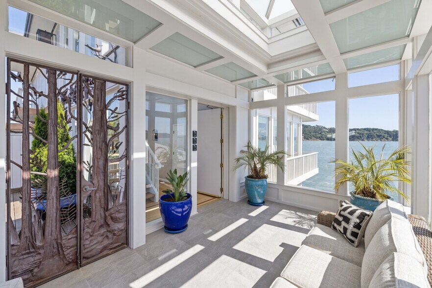 More Photos Of 2002 Paradise Dr, Tiburon Apartments For Sale