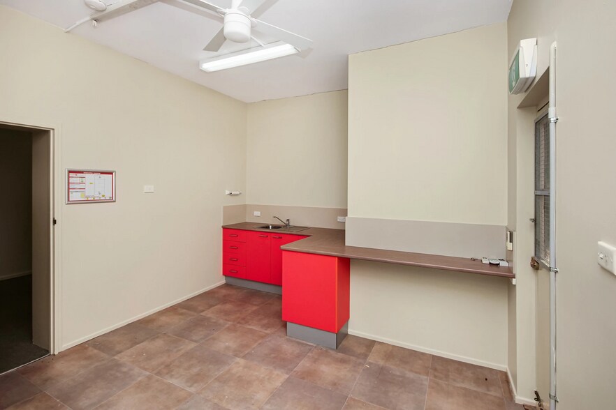 More Photos Of 57 Bold St, Laurieton Office For Lease