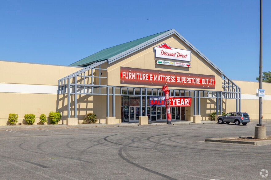 Primary Photo Of 5420 Martin Way E, Lacey Freestanding For Sale