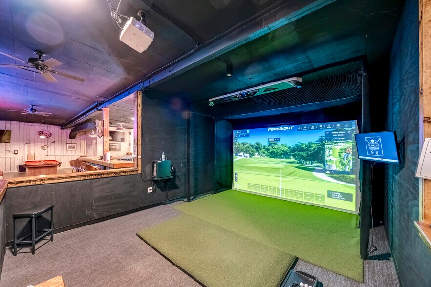 More Photos Of 422 Fryes Ln, Danville Sports And Entertainment For Sale