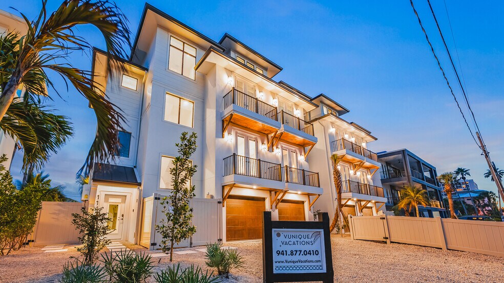 More Photos Of , Siesta Key Multifamily For Sale