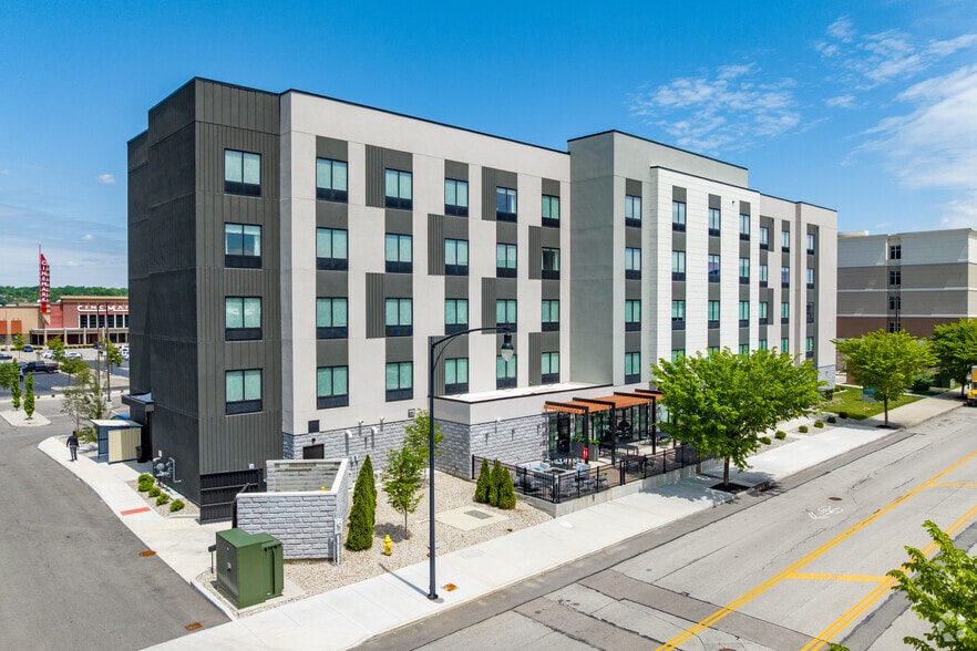 Primary Photo Of 3065 Vandercar Way, Cincinnati Office For Sale