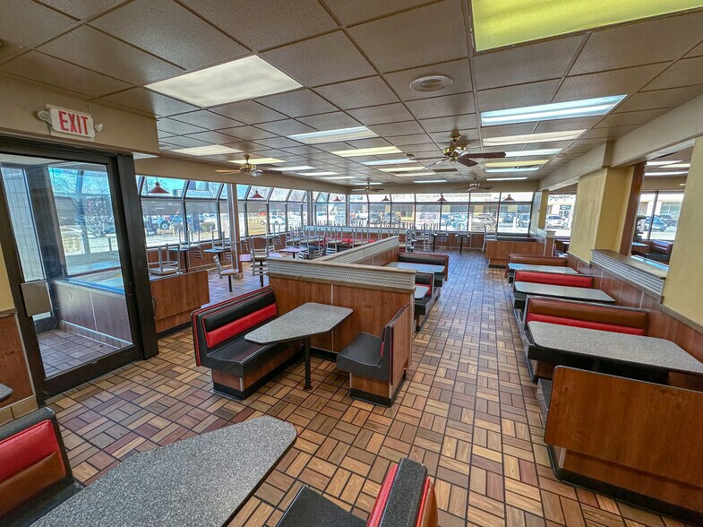 More Photos Of 1700 Wabash Ave, Springfield Fast Food For Sale