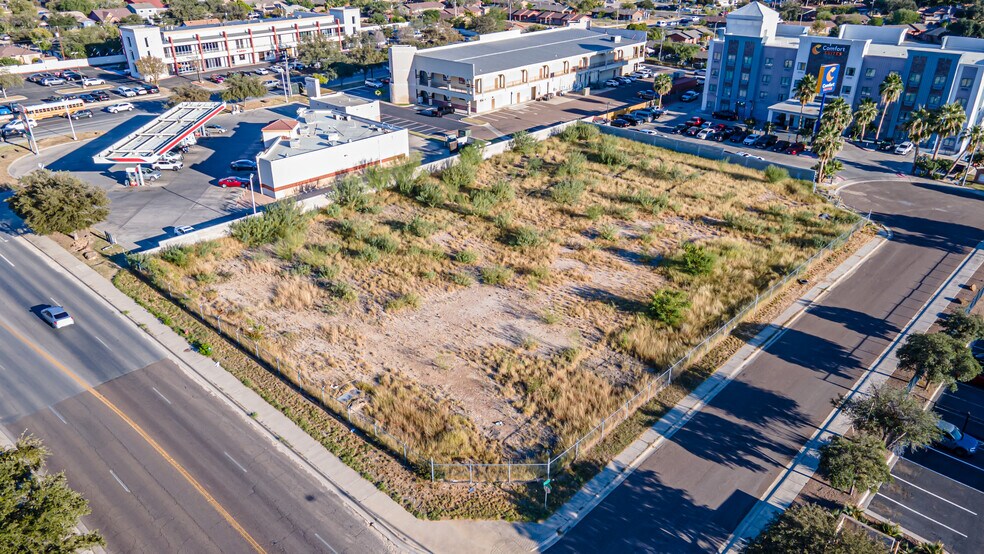 More Photos Of 221 Calle Del Norte, Laredo Land For Sale