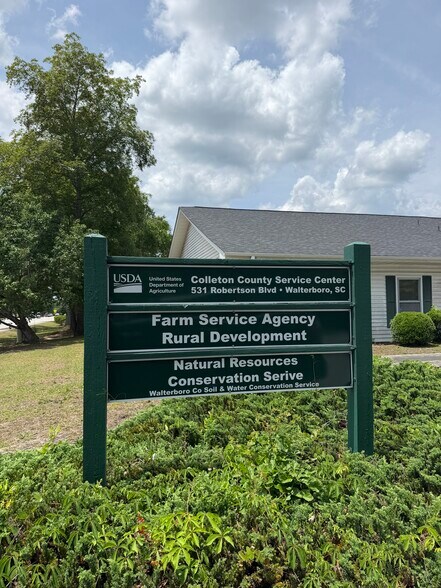 More Photos Of 531 Robertson Blvd, Walterboro Medical For Sale