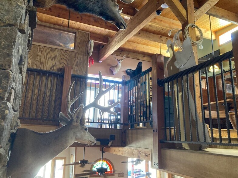 More Photos Of 123 N Lena St, Ridgway Restaurant For Sale