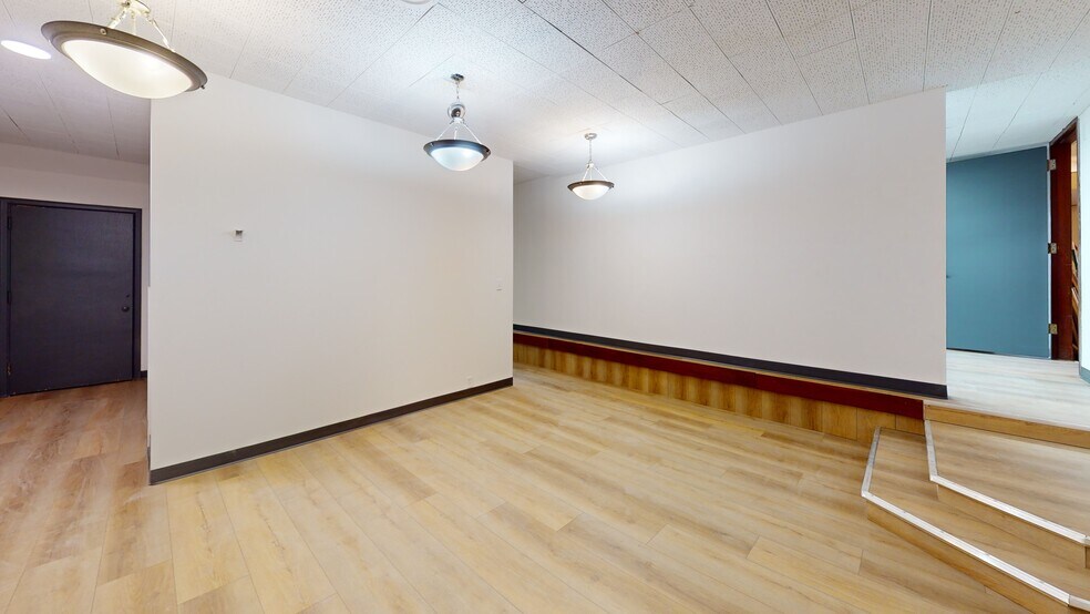 More Photos Of 2853 Park Ave, Minneapolis Office For Lease