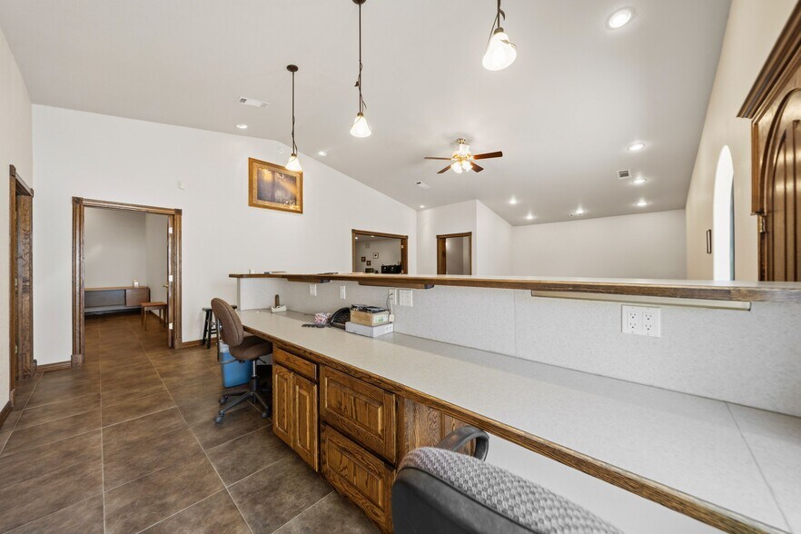 More Photos Of 15288 AR-22, Dardanelle Warehouse For Sale