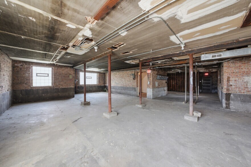 More Photos Of 2119 S 51st Ave, Cicero Apartments For Sale