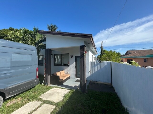 More Photos Of 3066 NW 92nd St & 9164-9174 NW 30 ct, Miami Manufactured Housing Mobile Home Park For Sale