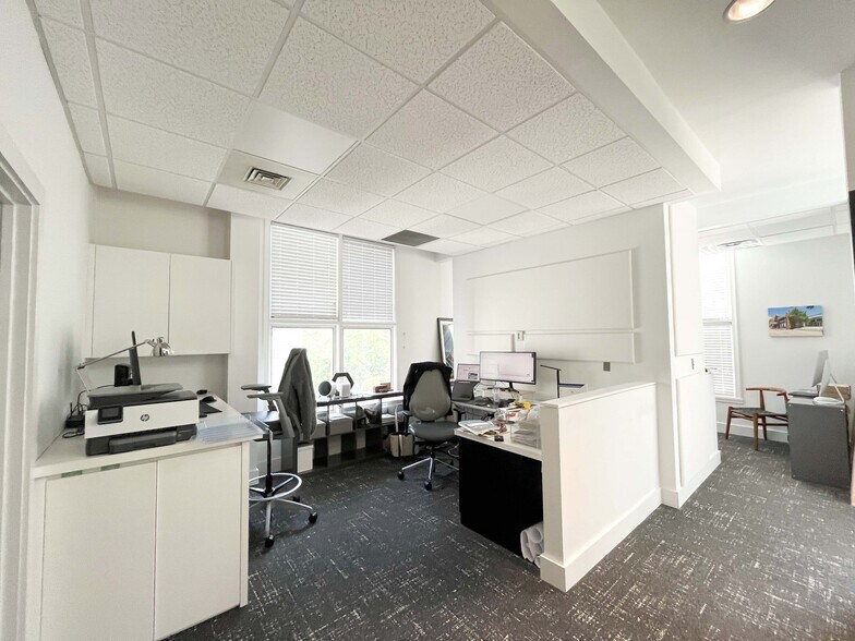 More Photos Of 2320 Highland Ave S, Birmingham Loft Creative Space For Lease