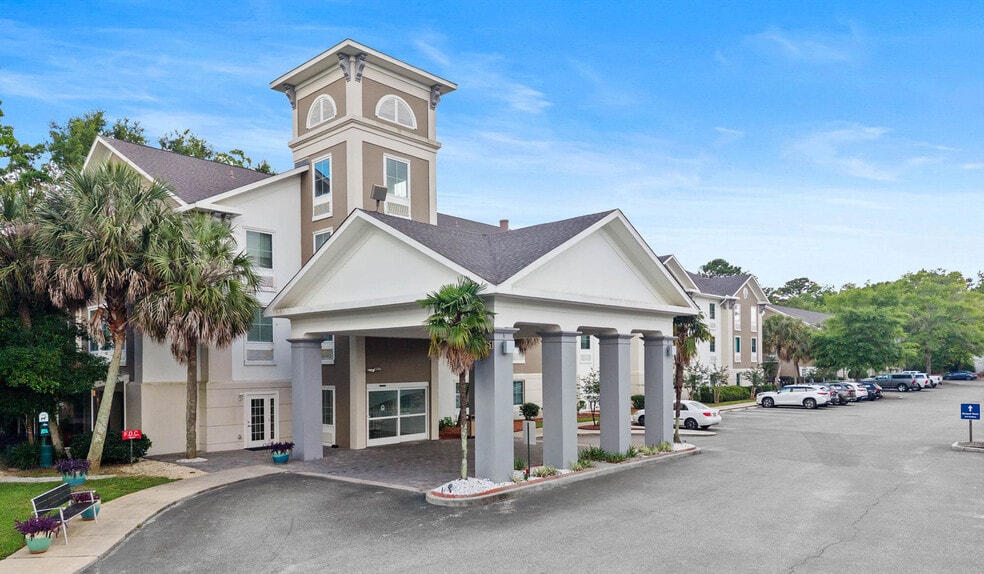 More Photos Of 19751 S Greeno Rd, Fairhope Hotel For Sale