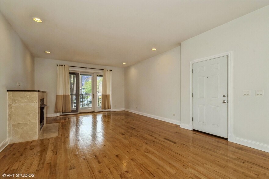 More Photos Of 4012 S Indiana Ave, Chicago Apartments For Sale