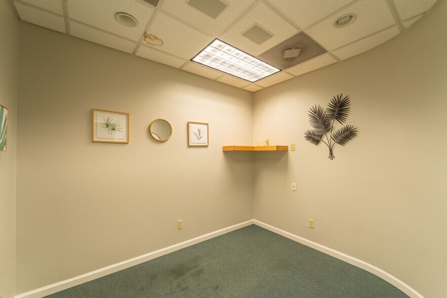 More Photos Of 1444 W Main St, Ripon Medical For Lease