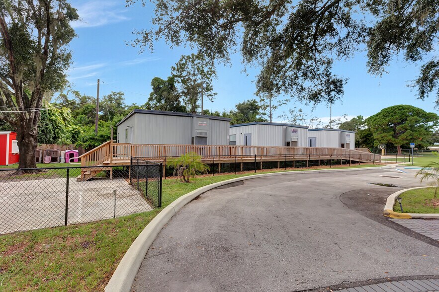 More Photos Of 8001 Sheldon Rd, Tampa Daycare Center For Sale