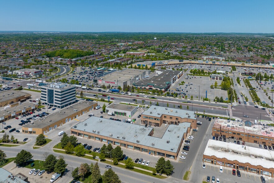 More Photos Of 90 Winges Rd, Vaughan Flex For Sale