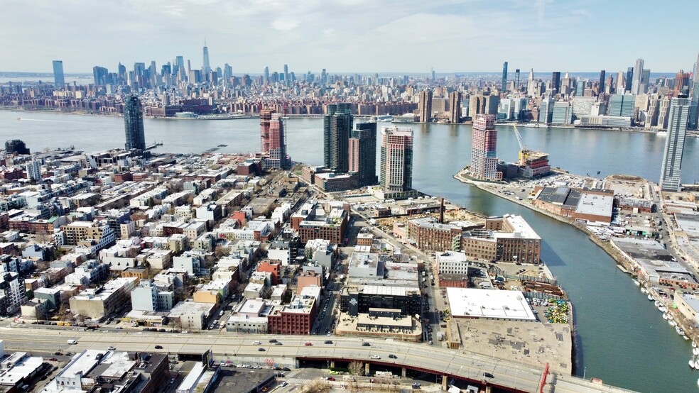 More Photos Of 49 Ash St, Brooklyn Warehouse For Lease