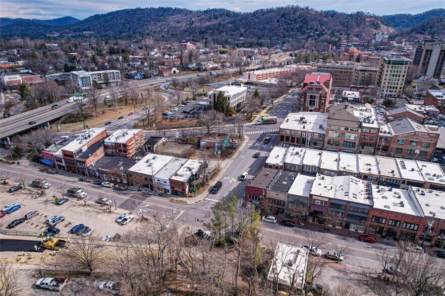 More Photos Of 93 Broadway St, Asheville Industrial For Sale