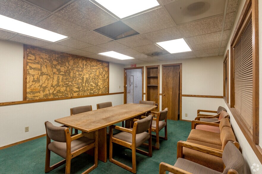 More Photos Of 1833 Stearman Ave, Hayward Manufacturing For Sale