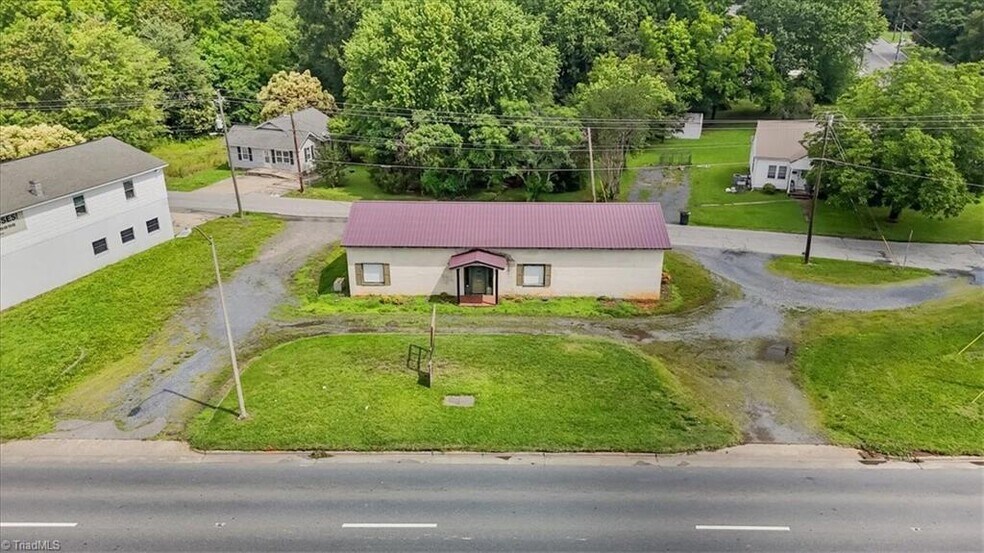 More Photos Of 557 E Dixie Dr, Asheboro Land For Sale