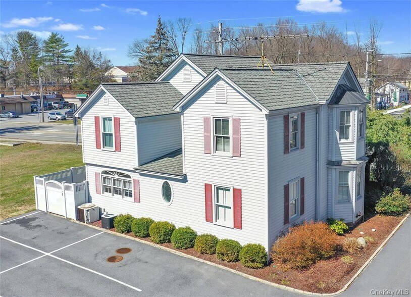 More Photos Of 868-870 Main St, Hopewell Junction Supermarket For Sale