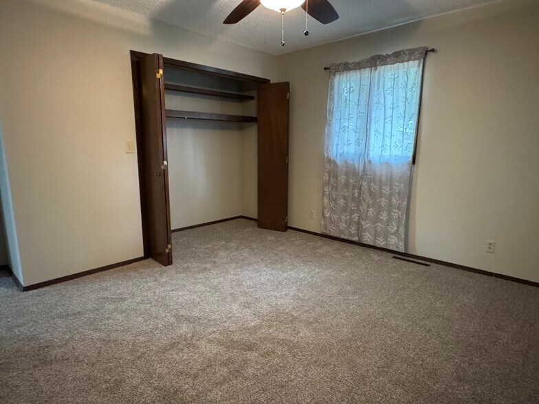 More Photos Of 914 N Burmac Rd, Burrton Land For Sale